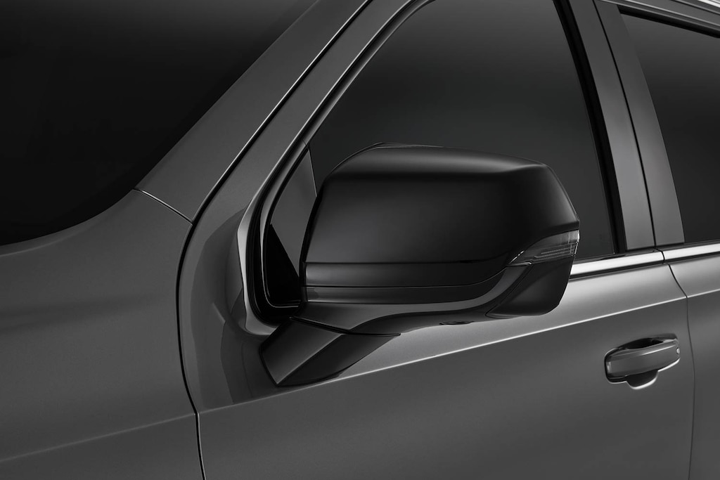 Cubierta de espejo color negro para Chevrolet Suburban 2024