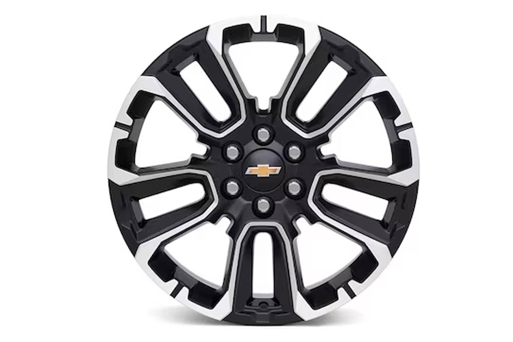 Rin de aluminio de 22 pulgadas negro con 5 brazos y detalle plateado para Chevrolet Suburban 2024