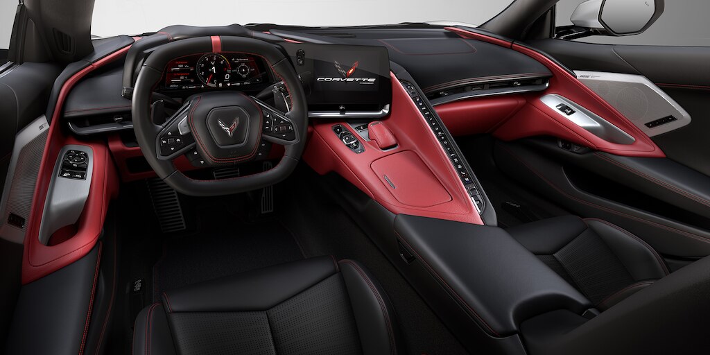 Chevrolet Corvette Stingray 2024 con interior jet black adrenaline gamuza