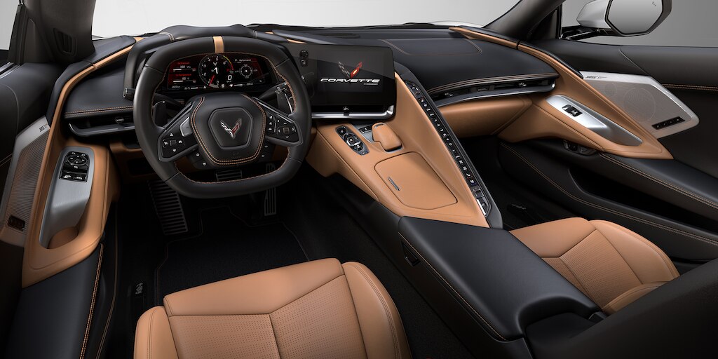 Chevrolet Corvette Stingray 2024 con interior jet black natural
