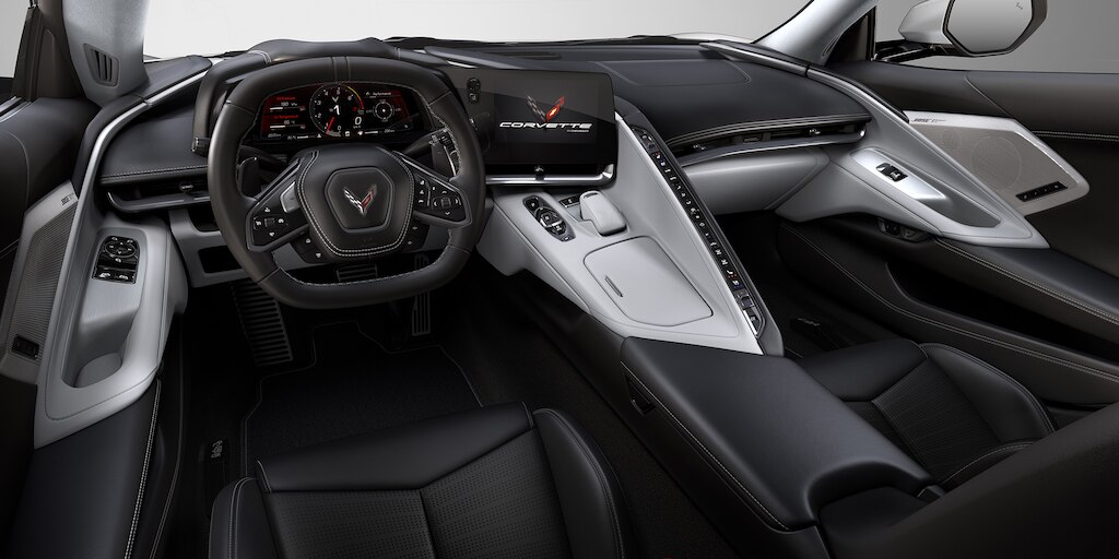 Chevrolet Corvette Stingray 2024 con interior jet black cool gray