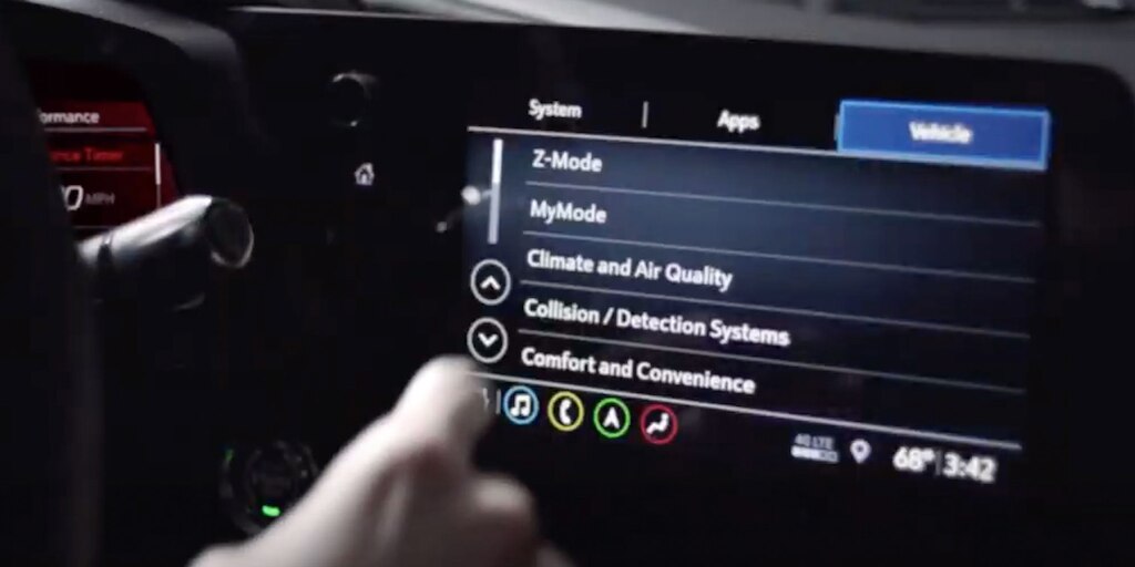 My Mode y Z-Mode, nuevos modos de manejo para Chevrolet Corvette Stingray 2024