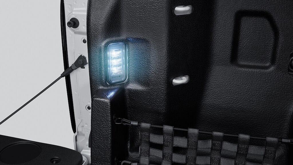 Kit de iluminación para caja de carga y más accesorios para tu camioneta de trabajo Chevrolet Silverado Turbo 2025